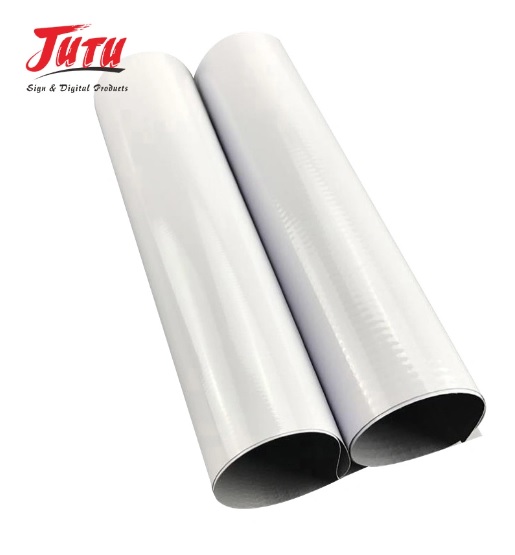 Lona Front Brillo JUTU Base Gris 13hz Rollo 2,50 X 50m - Imagen 2