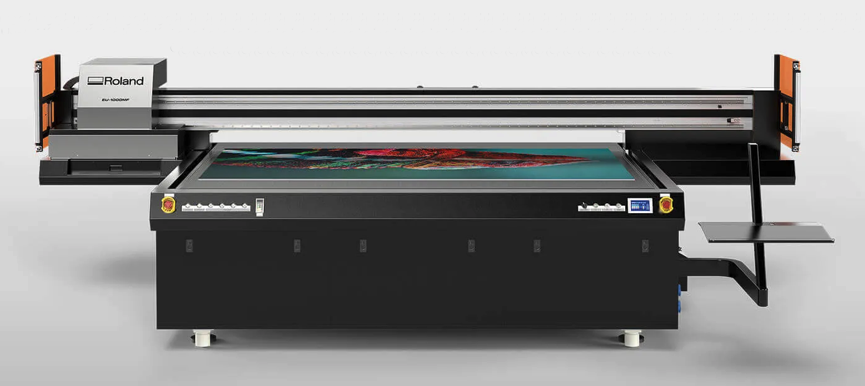 Impresora UV Cama Plana UV EU-1000MF Roland  - Imagen 3